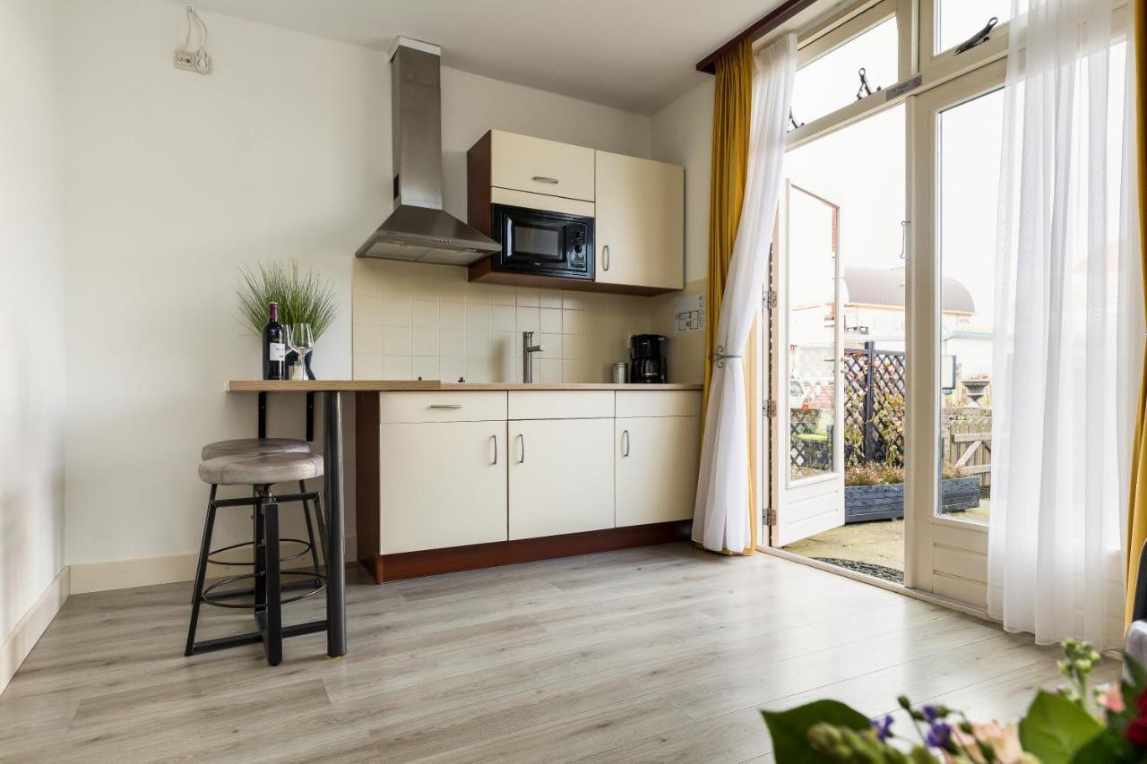 Appartementen Parkzicht Берген-ан-Зее Екстериор снимка