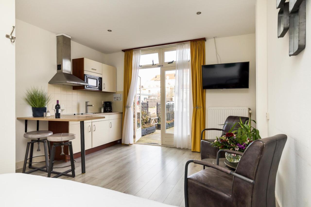 Appartementen Parkzicht Берген-ан-Зее Екстериор снимка